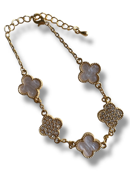 Pave Clover, Large Clover Bracelet